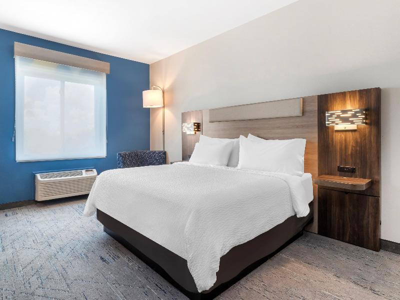 Holiday Inn Express & Suites Alice image