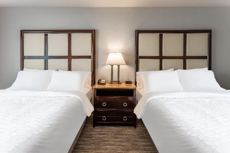 Holiday Inn Express and Suites Albert Lea I 35 photo 14