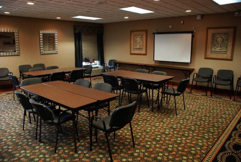 Holiday Inn Express and Suites Asheboro