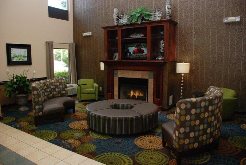Holiday Inn Express and Suites Asheboro