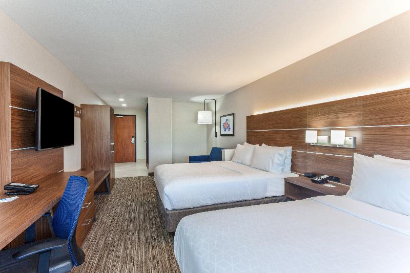 Holiday Inn Express Elk Grove Sacramento Area photo 11