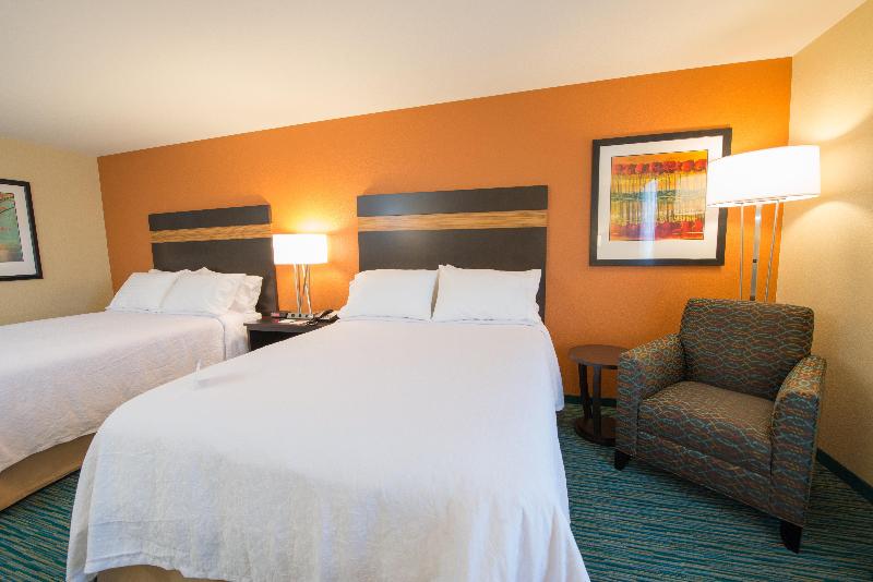 Holiday Inn Bismarck photo 22