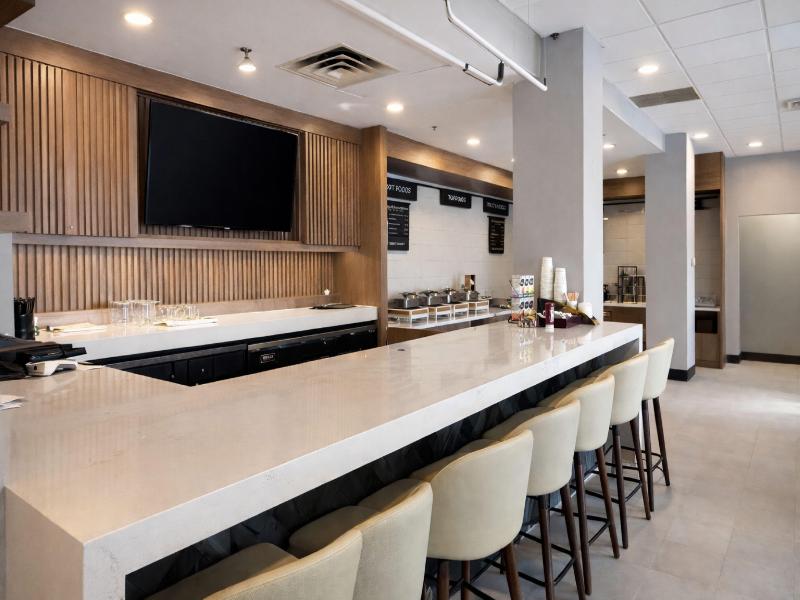 Holiday Inn Hotel and Suites Mississauga West Mead image
