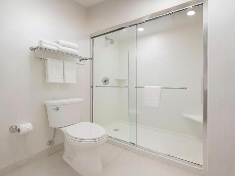 Holiday Inn Hotel and Suites Mississauga West Mead image