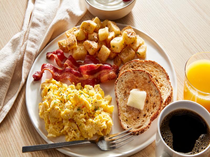 Holiday Inn Carlsbad - San Diego By IHG image