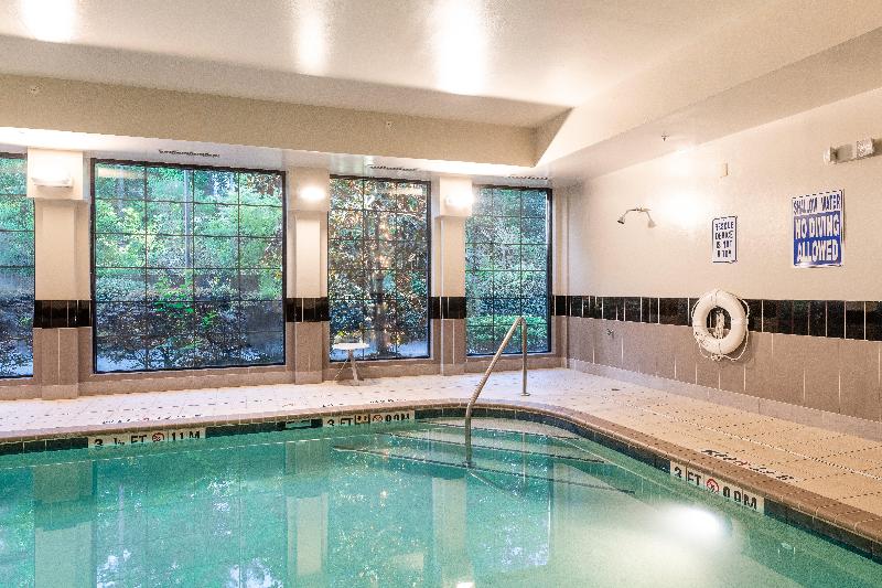 Staybridge Suites Charleston Ashley Phosphate image