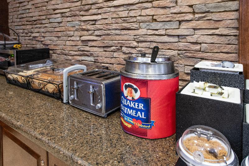 Staybridge Suites Charleston Ashley Phosphate image
