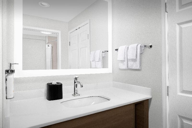 Staybridge Suites Charleston Ashley Phosphate image