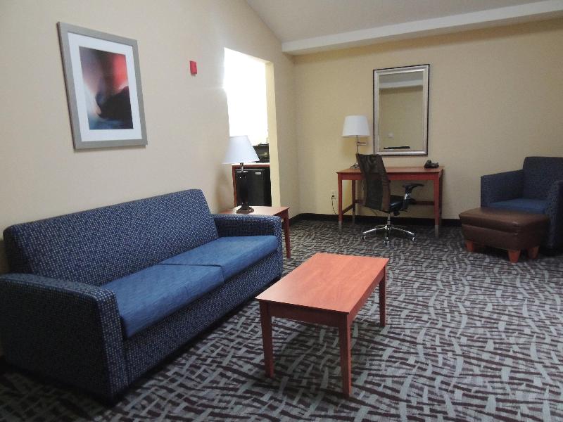 Holiday Inn Express Birmingham Ne Trussville image
