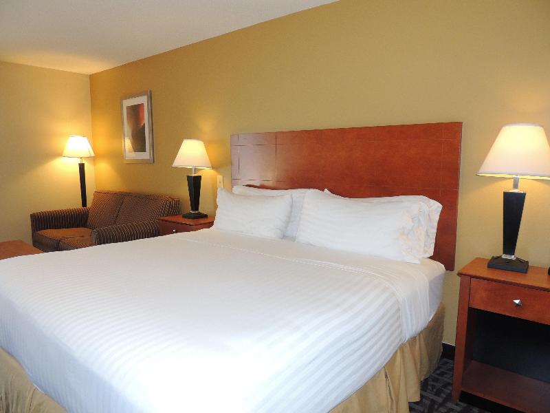 Holiday Inn Express Birmingham Ne Trussville image