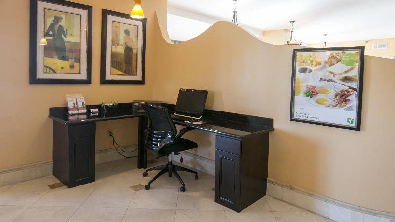 Holiday Inn Express Biloxi - Beach Blvd