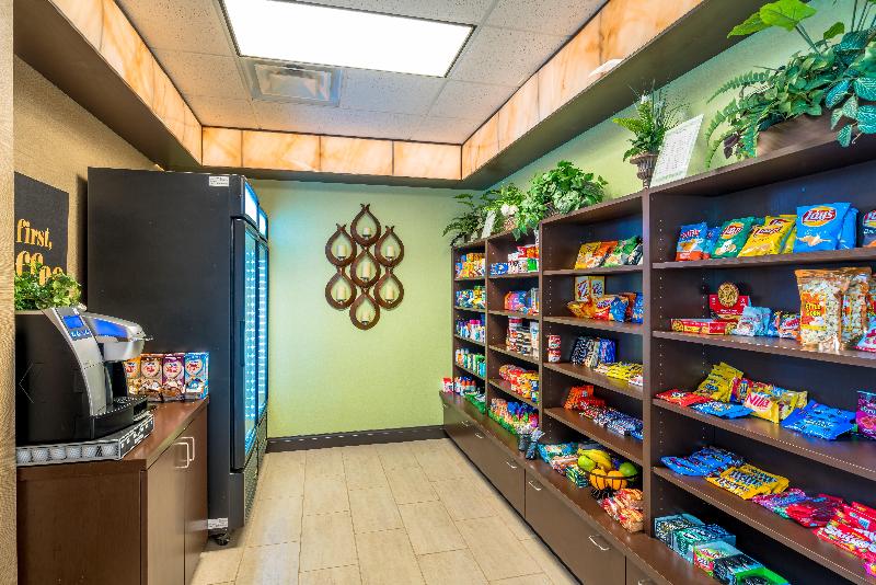 Holiday Inn Murfreesboro image