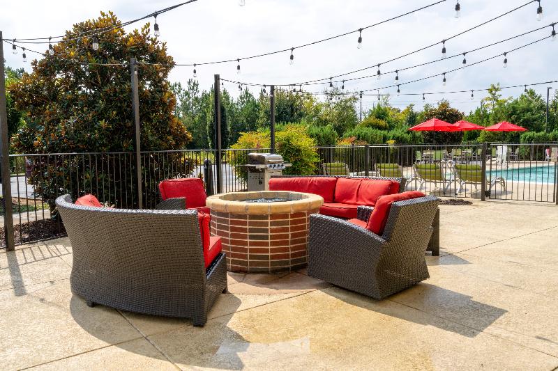 Holiday Inn Murfreesboro image