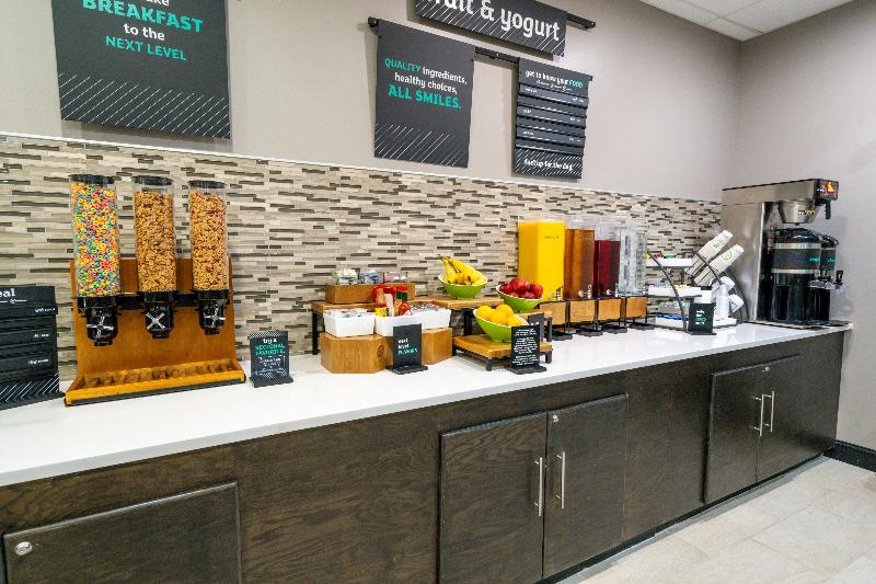 Holiday Inn Murfreesboro image
