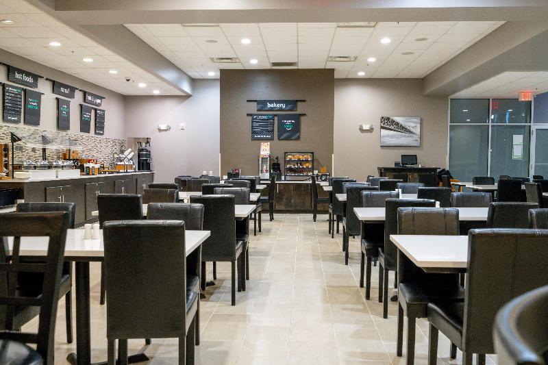 Holiday Inn Murfreesboro image