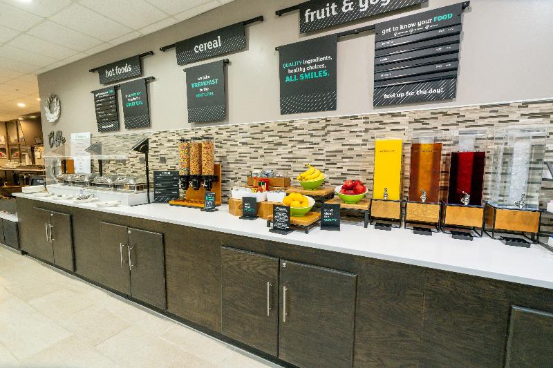 Holiday Inn Murfreesboro image