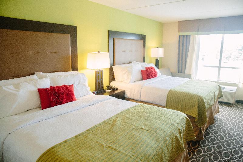 Holiday Inn Murfreesboro image