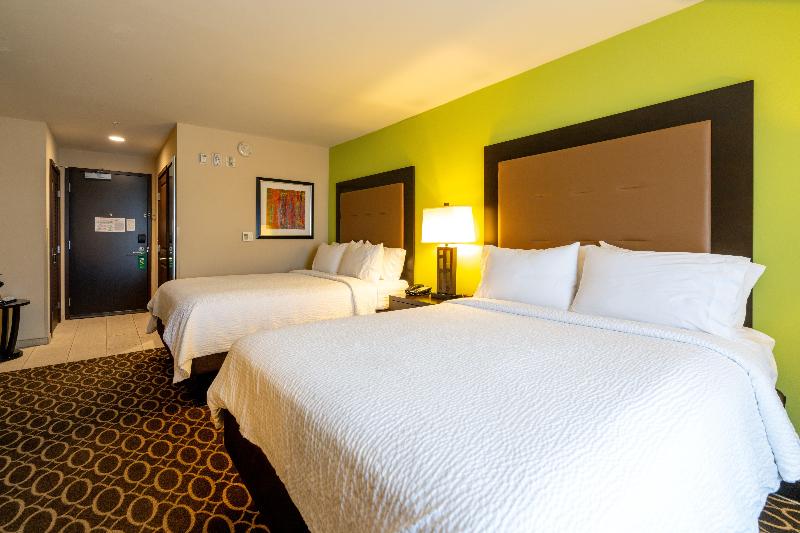 Holiday Inn Murfreesboro image
