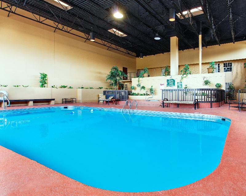 Holiday Inn Blytheville image