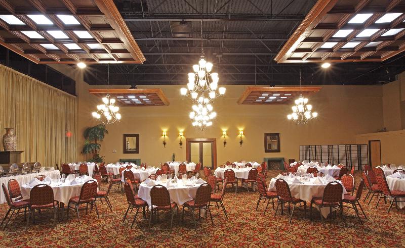 Holiday Inn Blytheville image