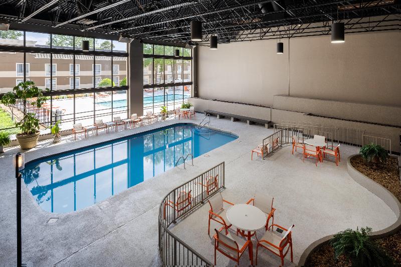 Holiday Inn Blytheville image