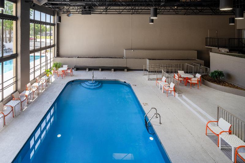 Holiday Inn Blytheville image