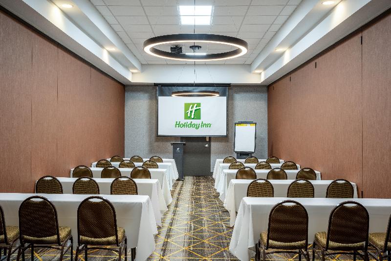 Holiday Inn Blytheville image