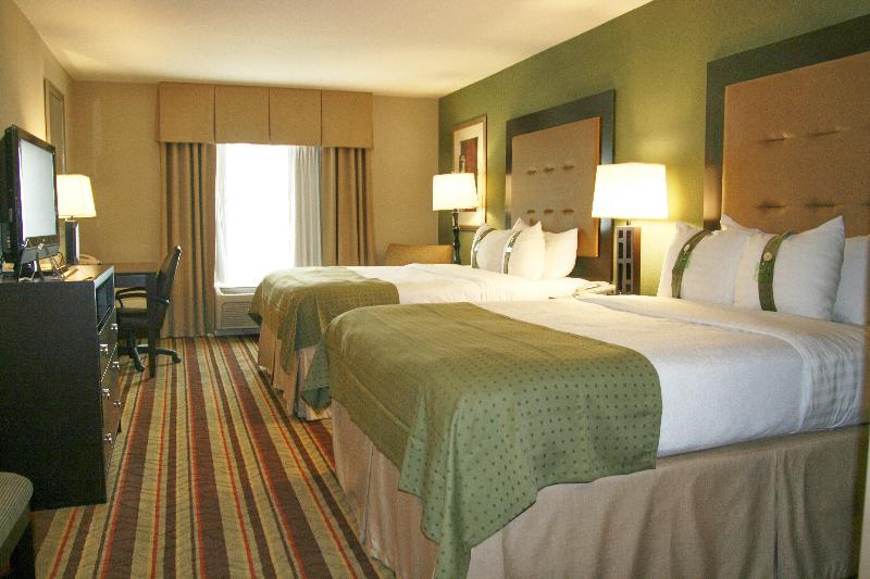 Holiday Inn Blytheville image