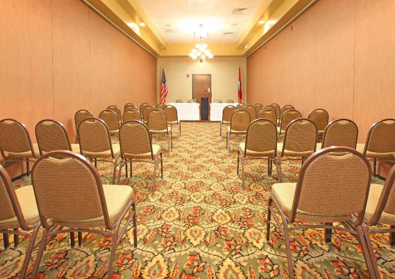 Holiday Inn Blytheville image