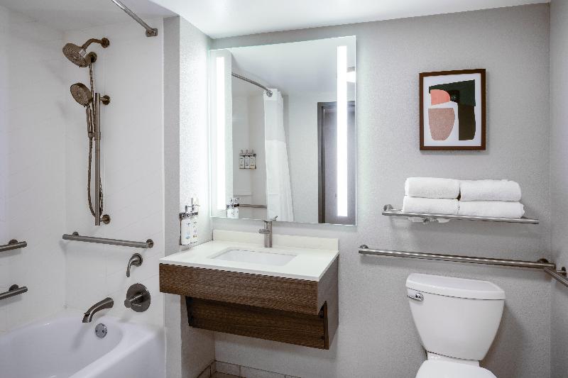 Holiday Inn Blytheville image