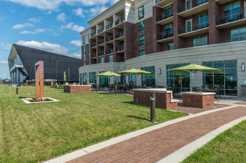Holiday Inn Owensboro Riverfront image