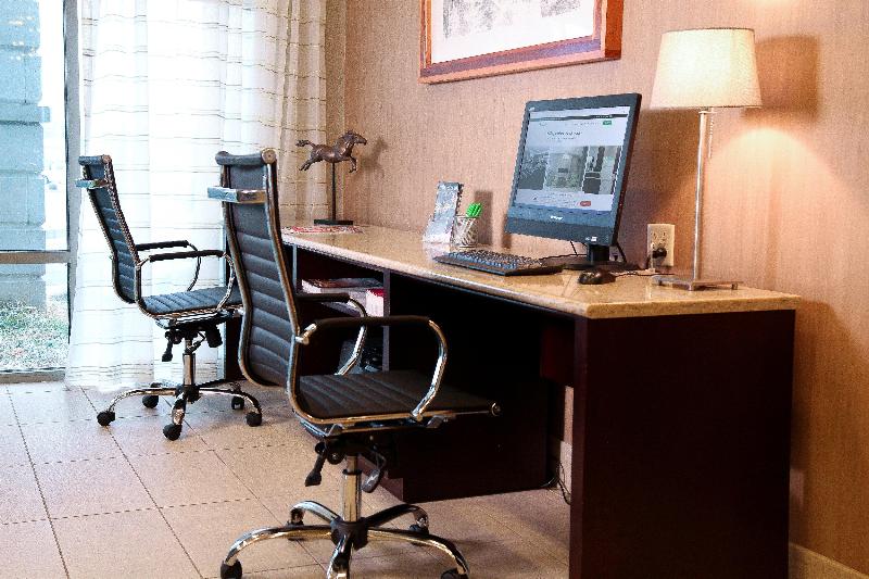 Holiday Inn Owensboro Riverfront image