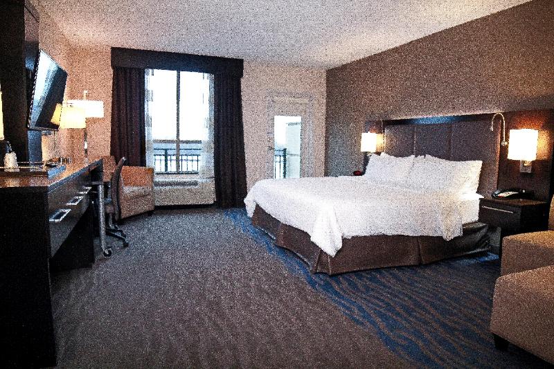 Holiday Inn Owensboro Riverfront image