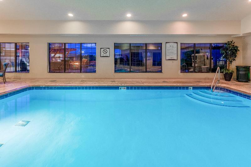 Staybridge Suites DAVENPORT image