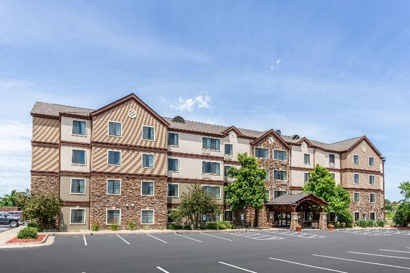 Staybridge Suites DAVENPORT image