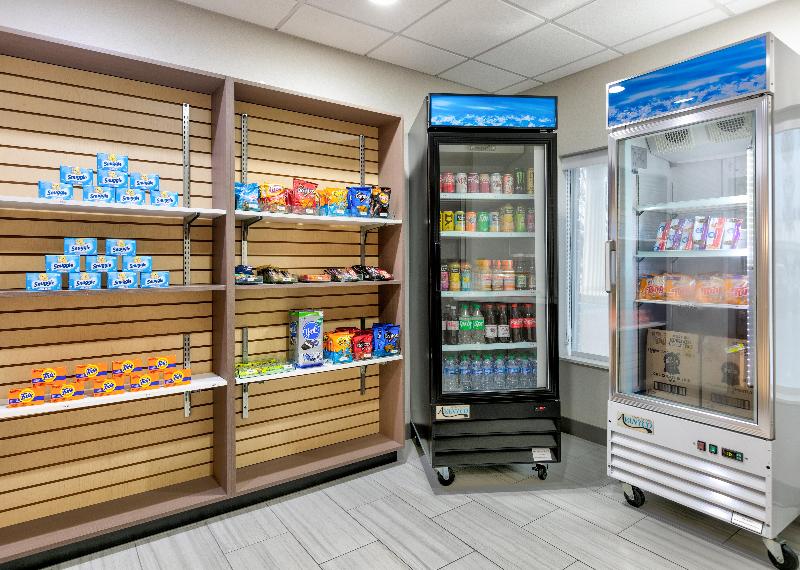 Holiday Inn Express & Suites Pell City By IHG image