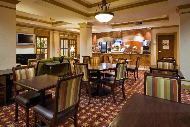 Holiday Inn Express & Suites Pell City By IHG image