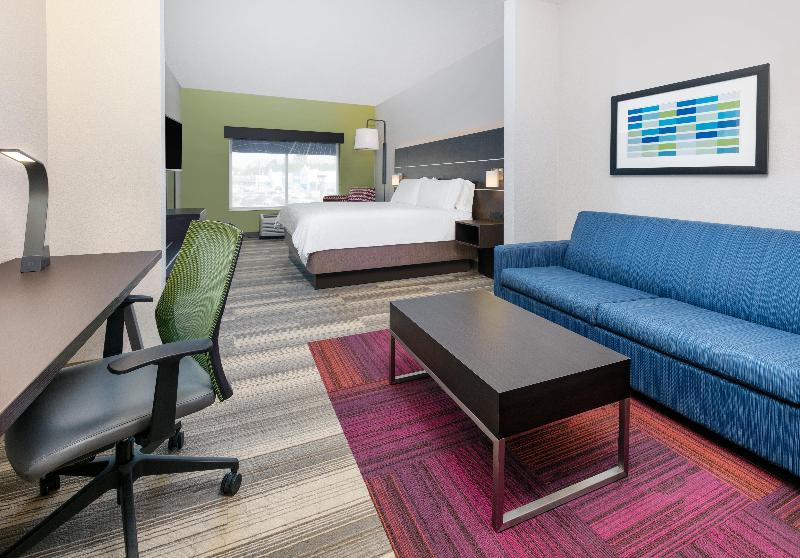 Holiday Inn Express & Suites Pell City By IHG image