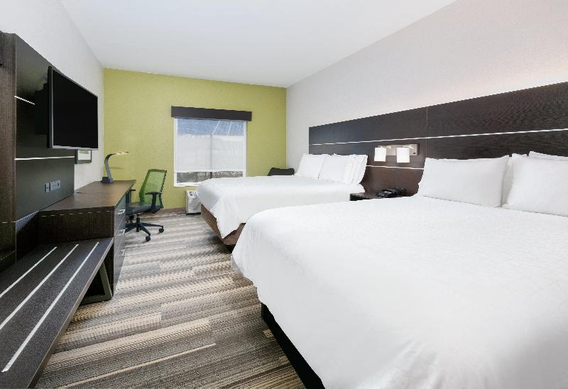 Holiday Inn Express & Suites Pell City By IHG image