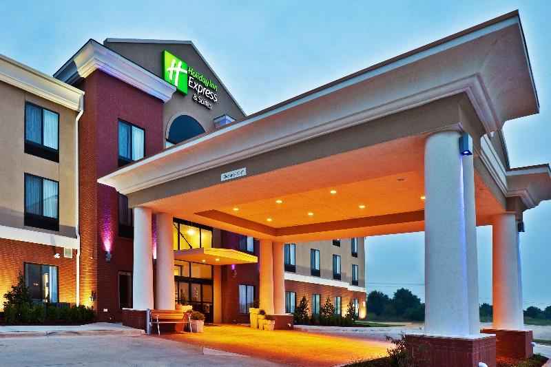 Hotel Holiday Inn Express And Suites Perry