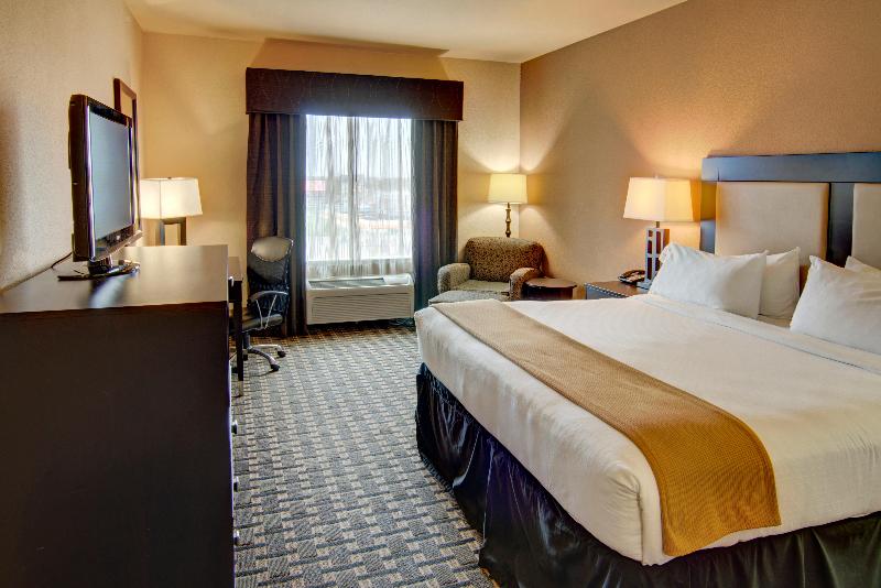 Holiday Inn Express & Suites Paris By IHG image