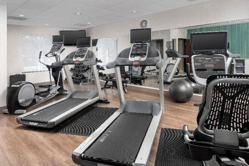 Holiday Inn Express & Suites Uvalde By IHG image