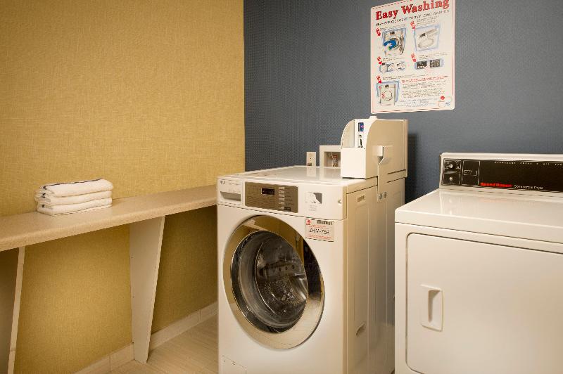 Holiday Inn Express & Suites Uvalde By IHG image