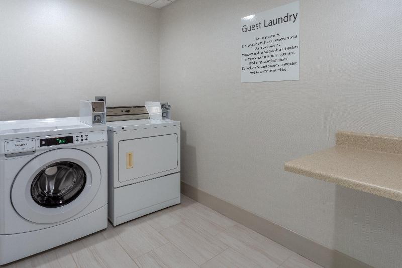 Holiday Inn Express and Suites Vandalia image