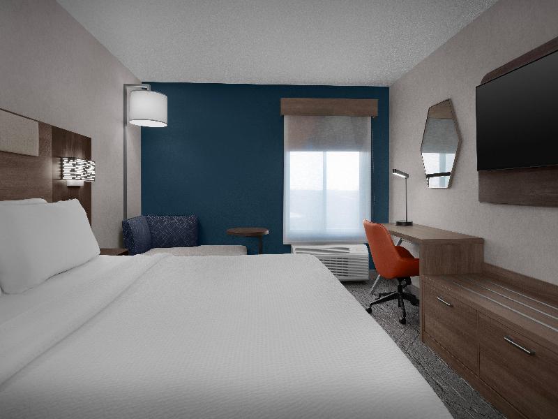 Holiday Inn Express Fargo West Acres image