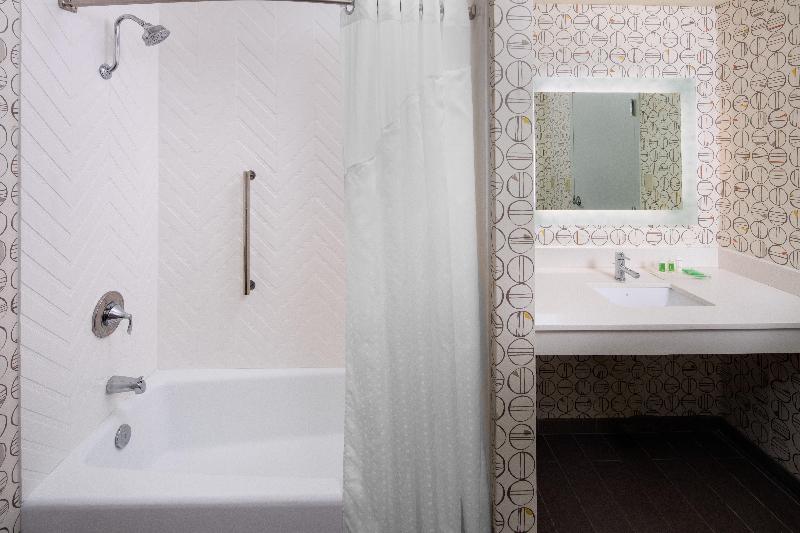 Holiday Inn Charlottesville-Monticello By IHG 5