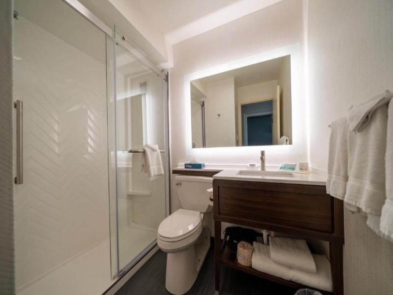 Holiday Inn Cleveland S Independence image