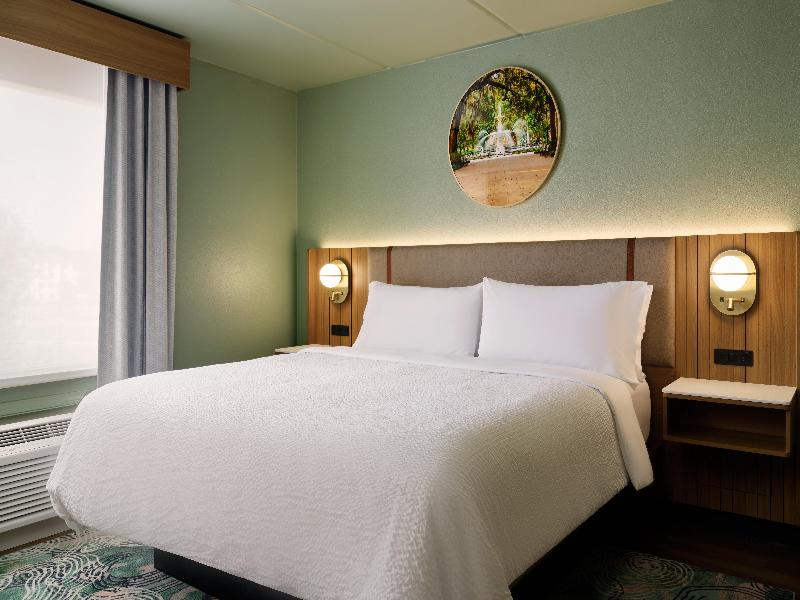Holiday Inn Savannah S I 95 Gateway image