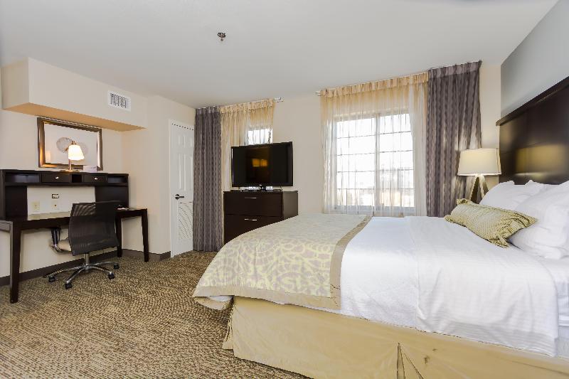 Staybridge Suites Grand Forks photo 14
