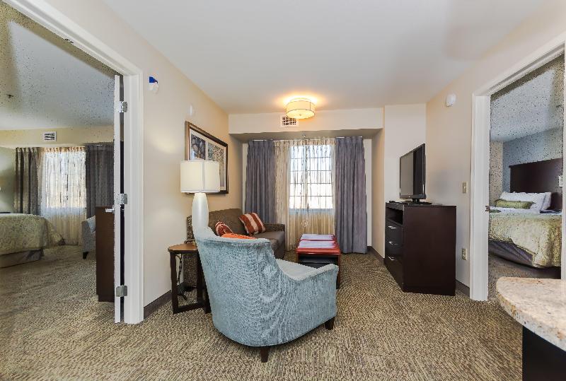 Staybridge Suites Grand Forks photo 10